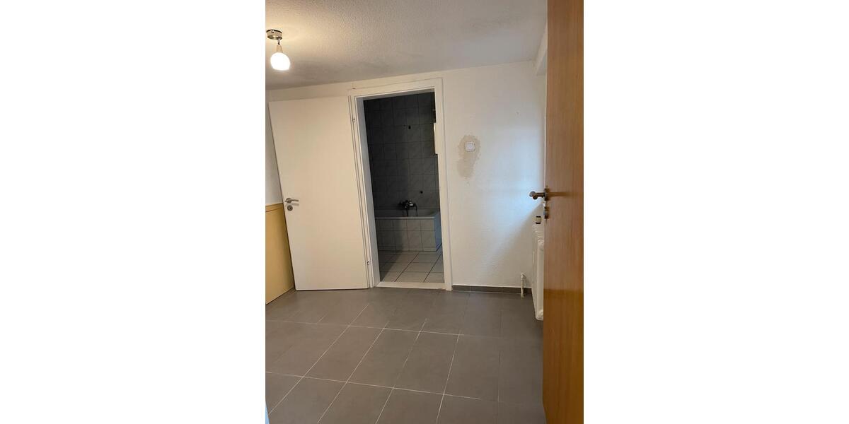 Mehrfamilienhaus, Wohnhaus Königslutter am Elm - 13 Zimmer, 270 m&sup2;, 288.000&euro; | Angebot:25543136