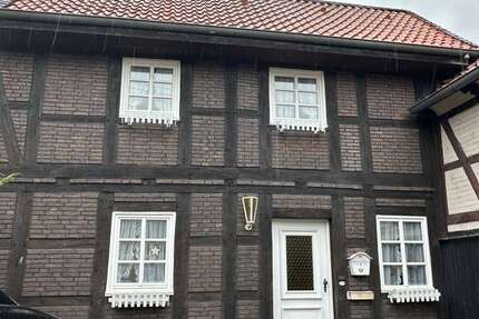 Haus zum Kaufen in Braunschweig 299.000 € 156 m² 9 zimmer