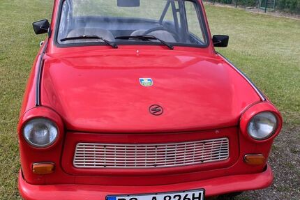 Trabant 601 84.500 km 3.200 &euro; Braunschweig 38106