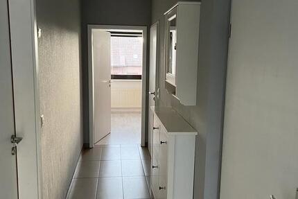 Wohnung Isenbüttel - 3 Zimmer, 75 m&sup2;, 950&euro; | Angebot:24663402