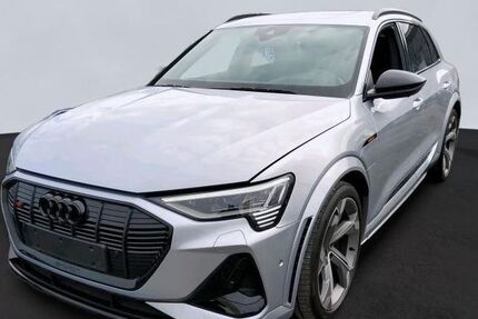 Audi e-tron 42.561 km 44.490 &euro; Helmstedt 38350
