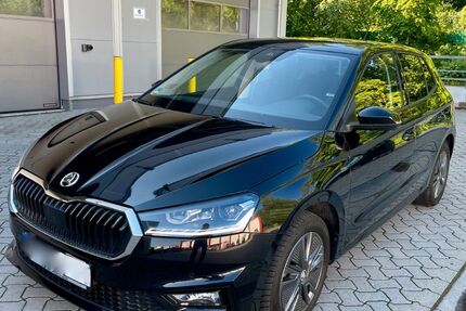 Skoda Fabia 10.000 km 15.499 &euro; Braunschweig 38116