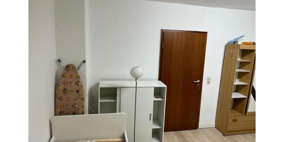 Dachgeschoßwohnung Braunschweig Westliches Ringgebiet - 3 Zimmer, 69 m&sup2;, 860&euro; | Angebot:26670638
