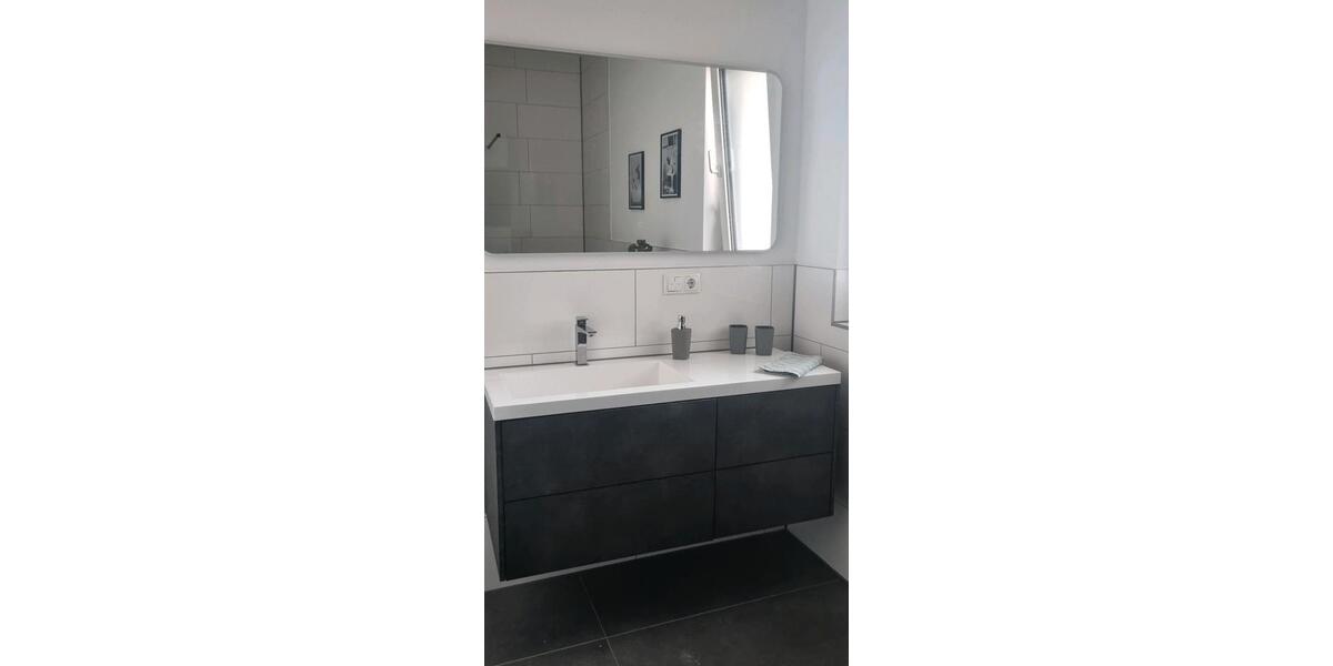 Etagenwohnung Rühen - 2 Zimmer, 63 m&sup2;, 800&euro; | Angebot:26227080