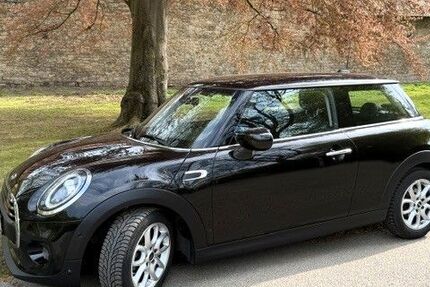 Mini ONE 31.700 km 15.500 &euro; Wolfsburg 38446
