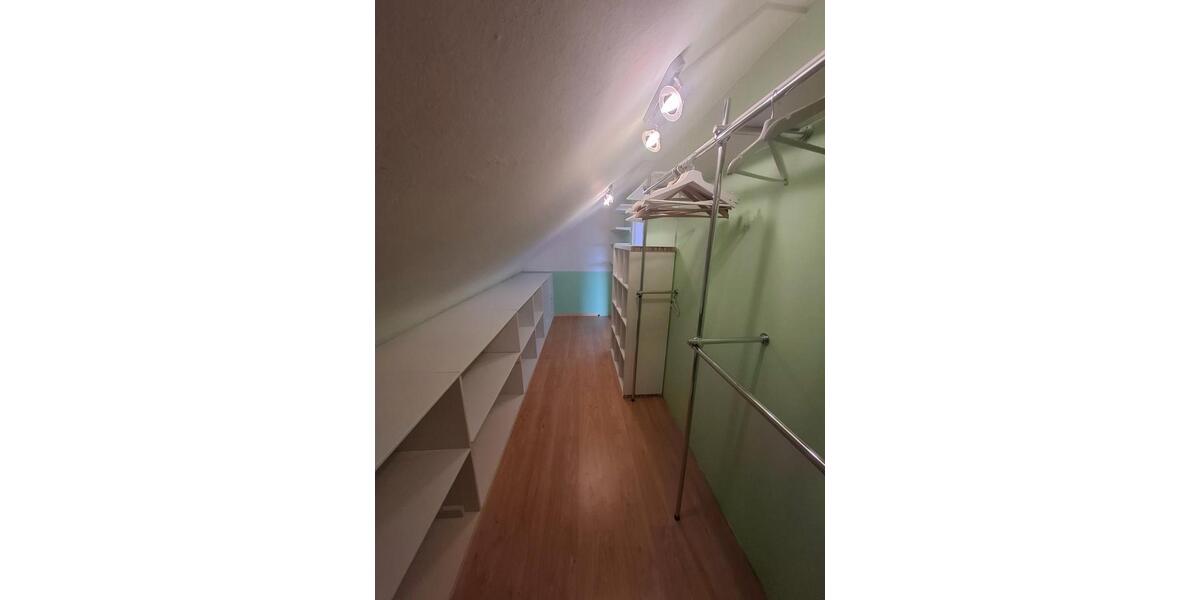 Dachgeschoßwohnung Barwedel - 3 Zimmer, 95 m&sup2;, 795&euro; | Angebot:26610278