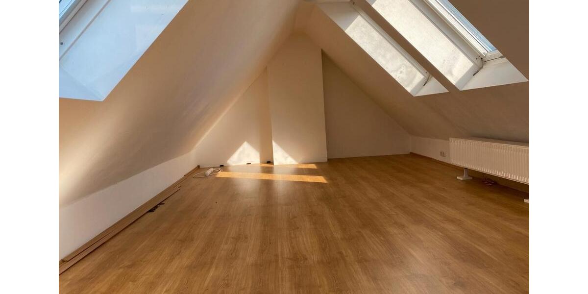 Dachgeschoßwohnung Braunschweig Nordstadt - 2 Zimmer, 62 m&sup2;, 273.000&euro; | Angebot:26321328