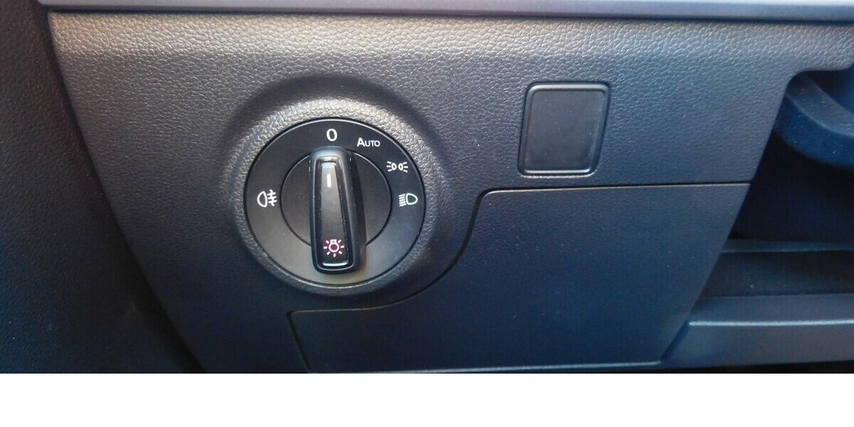 Seat Arona 1.0 FR-Line TSI BMT Navi Klima Alu 27.000 km 16.990 € Vordorf 38533