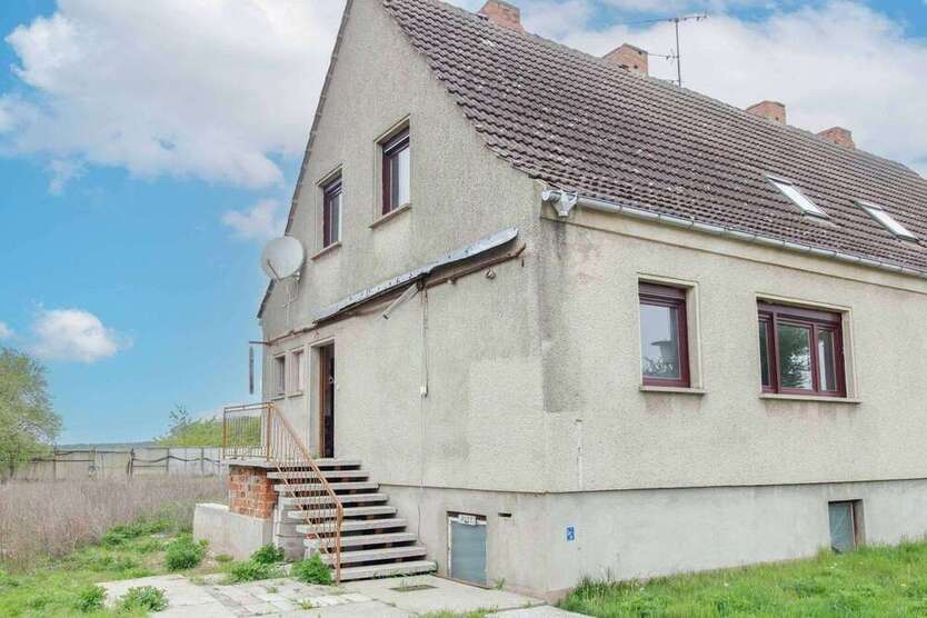 Haus zum Kaufen in Klötze 29.900 € 119.01 m²