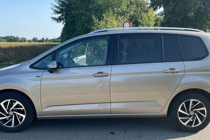 VW Touran 86.000 km 17.100 &euro; Wolfsburg 38448