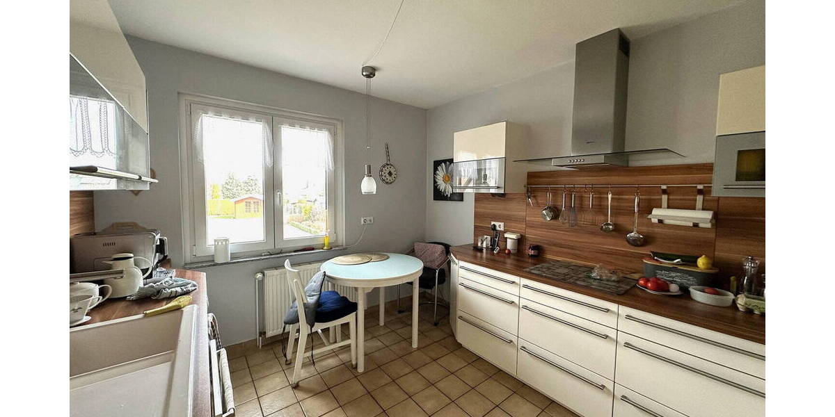 Einfamilienhaus Königslutter (Lauingen) Lauingen - 7 Zimmer, 201 m&sup2;, 250.000&euro; | Angebot:25957460