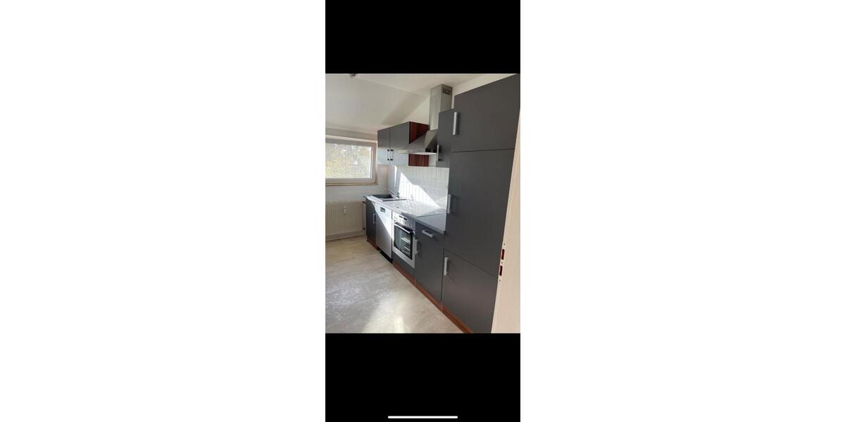 Dachgeschoßwohnung Gifhorn - 3 Zimmer, 85 m&sup2;, 850&euro; | Angebot:26516007