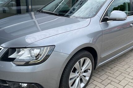 Skoda Superb 161.866 km 10.900 &euro; BRAUNSCHWEIG 38122