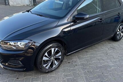 VW Polo 68.739 km 14.379 &euro; Braunschweig 38120
