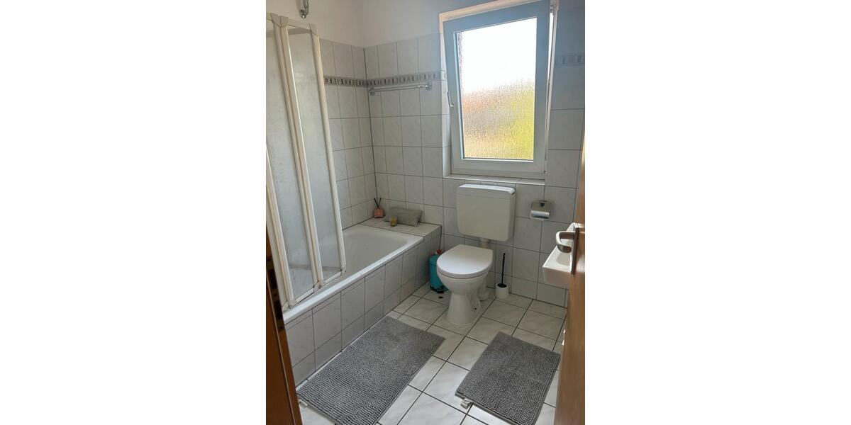Etagenwohnung Wolfsburg Almke - 4 Zimmer, 108 m&sup2;, 990&euro; | Angebot:26408223