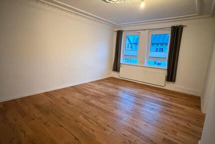 6 Zimmer Whg inkl Balkon . kernsaniert 169qm in BS-Ost 6 zimmer