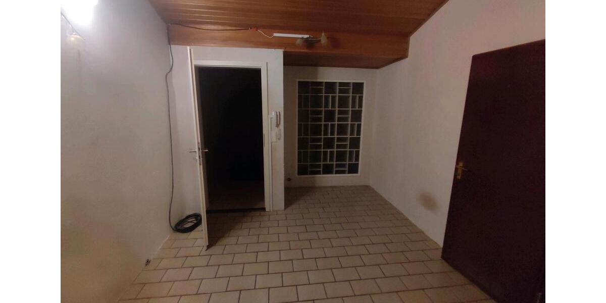 Dachgeschoßwohnung Wolfsburg Almke - 2 Zimmer, 75 m&sup2;, 520&euro; | Angebot:24652440