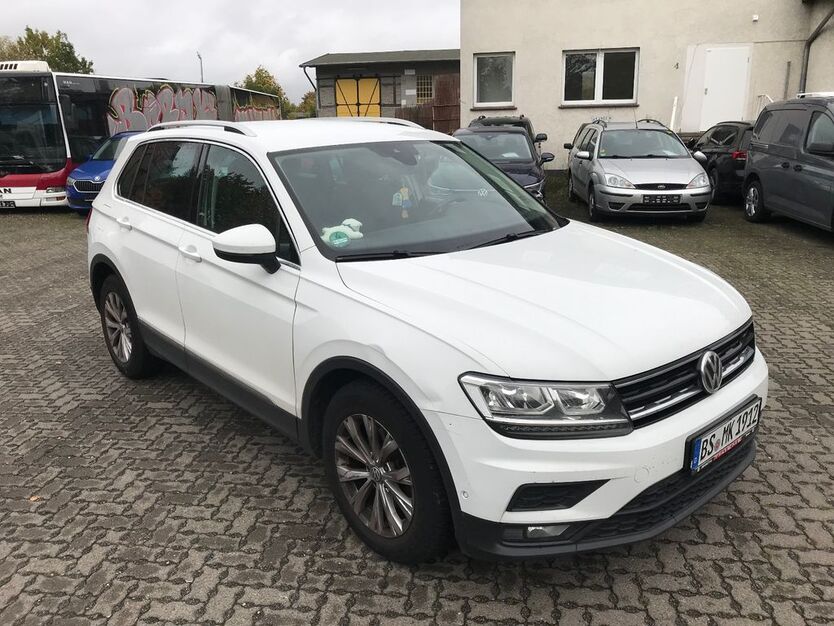 VW Tiguan 106.417 km 17.999 € Braunschweig 38110