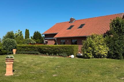 Exklusives Architektenhaus mit kurzer Verbindung nach BS, WOB, HE