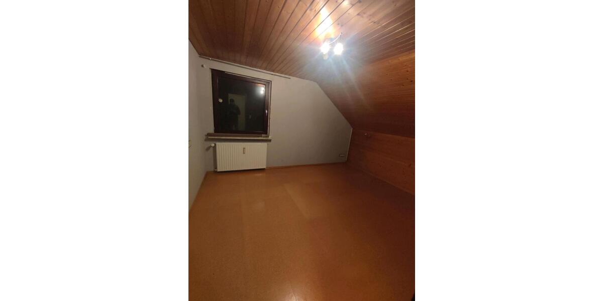 Dachgeschoßwohnung Wolfsburg Almke - 2 Zimmer, 75 m&sup2;, 520&euro; | Angebot:24652440
