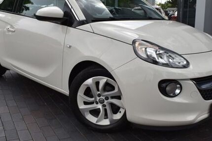 Opel Adam 99.987 km 6.990 € Braunschweig 38114