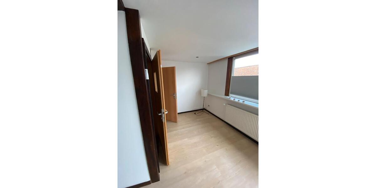 Dachgeschoßwohnung Wolfsburg - 1 Zimmer, 60 m&sup2;, 639&euro; | Angebot:26282985