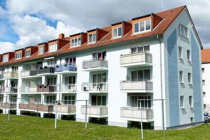 Wohnung zum Mieten in Hainichen 240 € 50.15 m²