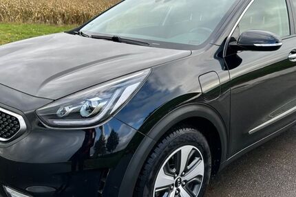 Kia Niro 62.880 km 16.500 € Königslutter 38154