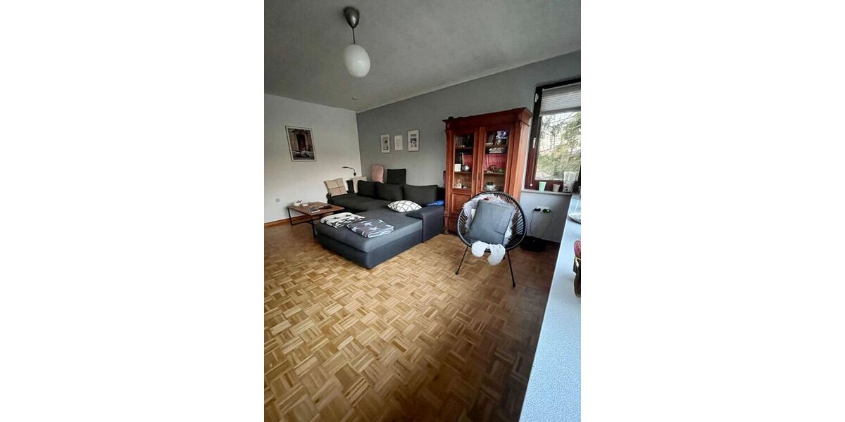 Großzügige 5-Zimmer-Wohnung mit Hausgefühl & Terrasse – perfekt für Paare - Maisonettenwohnung Schwülper | Angebot:26633519