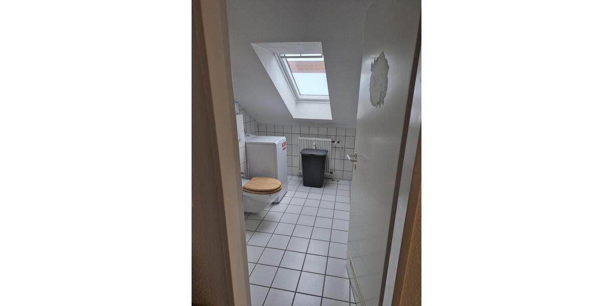 Dachgeschoßwohnung Wolfsburg Almke - 2 Zimmer, 65 m&sup2;, 150.000&euro; | Angebot:26217764