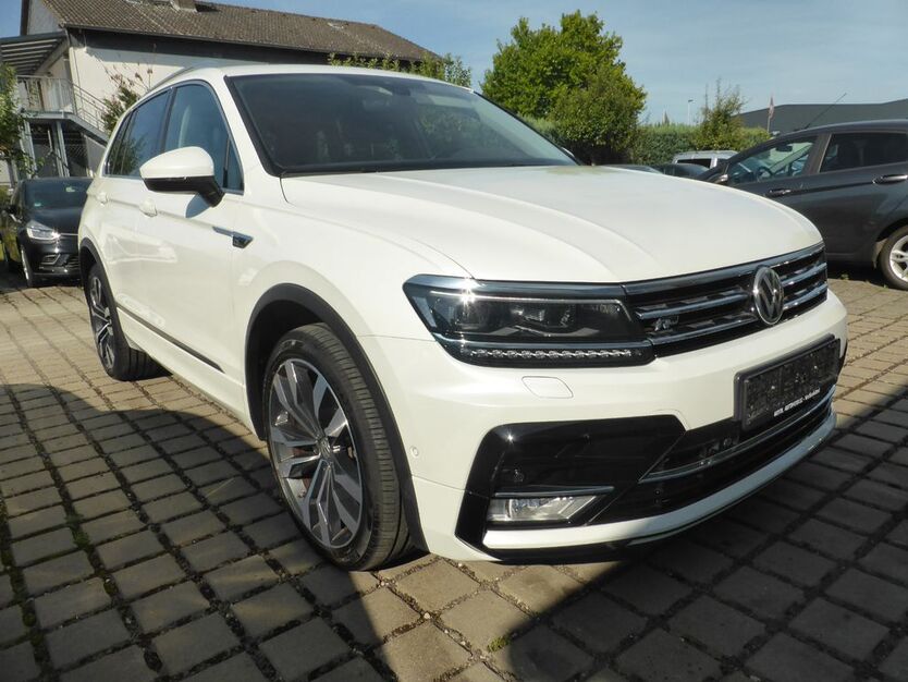 VW Tiguan 121.400 km 21.890 € Wolfenbüttel 38304