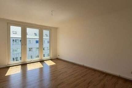 Wohnung Braunschweig - 3 Zimmer, 80 m&sup2;, 750&euro; | Angebot:26745010