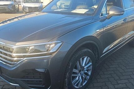 VW Touareg 90.000 km 52.970 &euro; Helmstedt 38350
