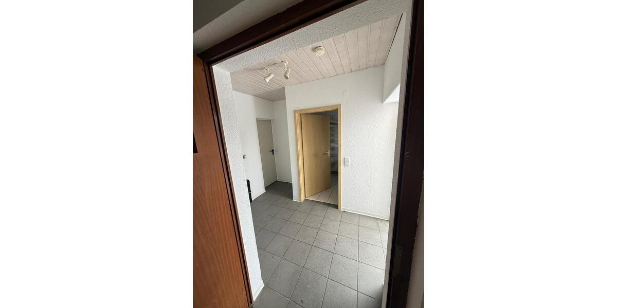 Erdgeschoßwohnung Ehra-Lessien Lessien - 3 Zimmer, 88 m&sup2;, 610&euro; | Angebot:24815619