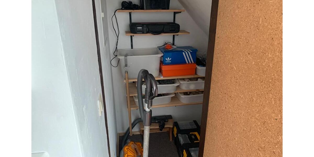 Dachgeschoßwohnung Lehre - 2 Zimmer, 82 m&sup2;, 750&euro; | Angebot:26402880