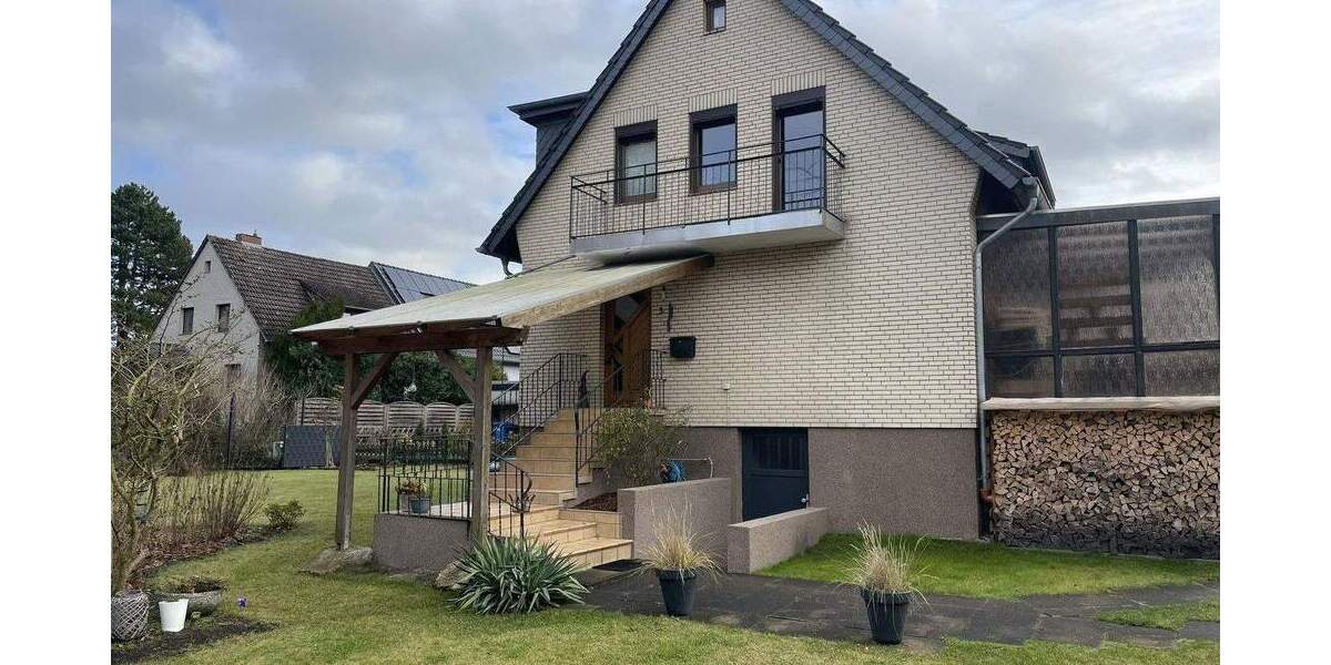 Doppelhaushälfte Gifhorn - 5 Zimmer, 100 m&sup2;, 359.000&euro; | Angebot:25778226