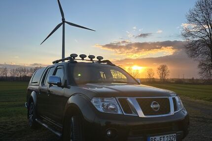 Nissan Navara 242.179 km 10.300 &euro; Braunschweig 38122