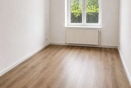 Wohnung Helmstedt - 5 Zimmer, 129 m&sup2;, 1.100&euro; | Angebot:26754272