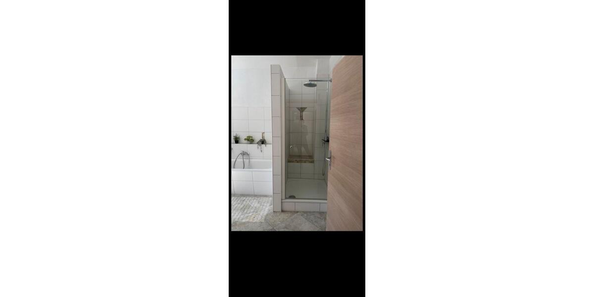 Mehrfamilienhaus, Wohnhaus Wolsdorf - 8 Zimmer, 150 m&sup2;, 128.000&euro; | Angebot:26713759