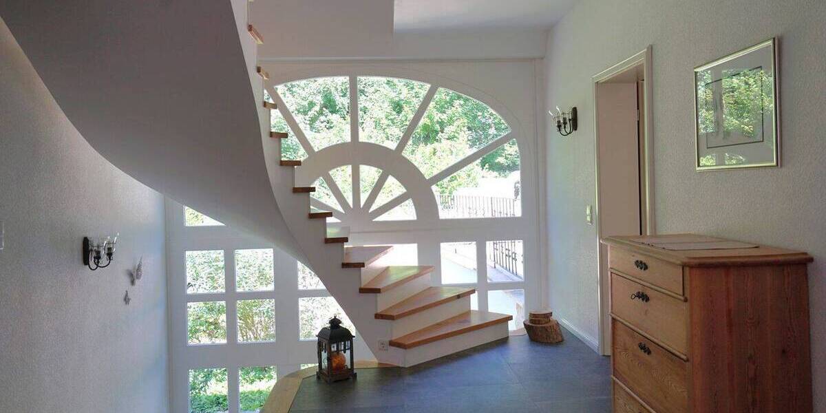 Energetisch saniertes Anwesen in einmaliger Waldrandlage 9 zimmer