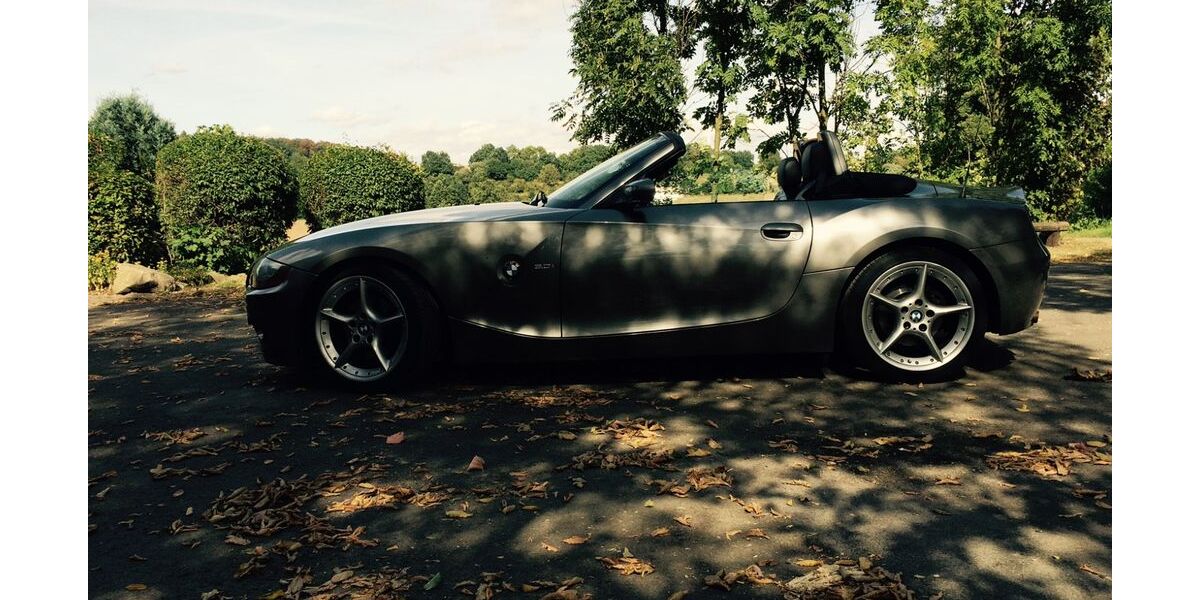 BMW Z4 176.000 km 9.950 &euro; Braunschweig 38110