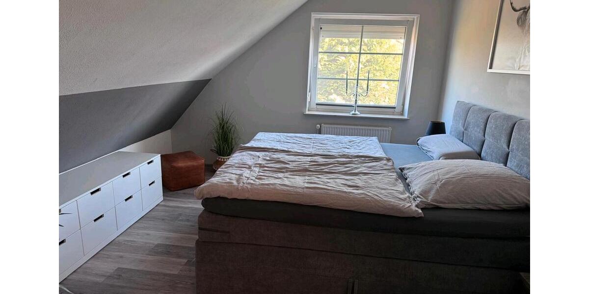 Dachgeschoßwohnung Rühen - 3 Zimmer, 71 m&sup2;, 956&euro; | Angebot:24827576