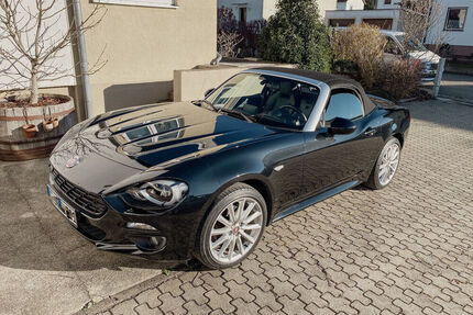 Fiat 124 Spider
