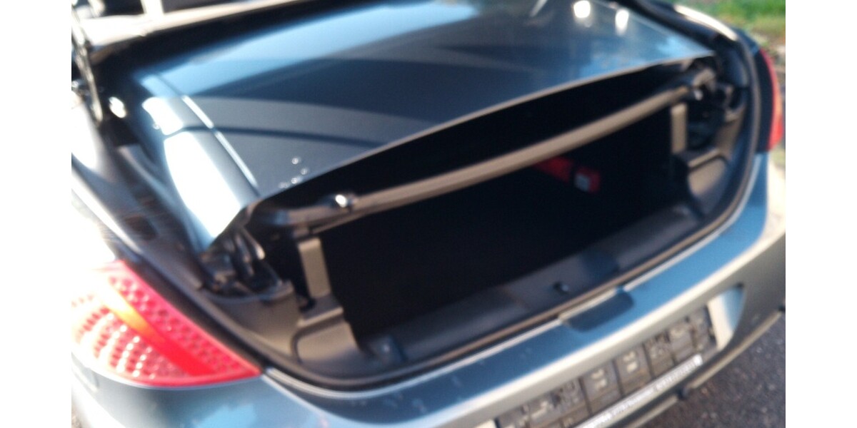 Peugeot 307 CC 91.000 km 4.200 € Helmstedt 38350