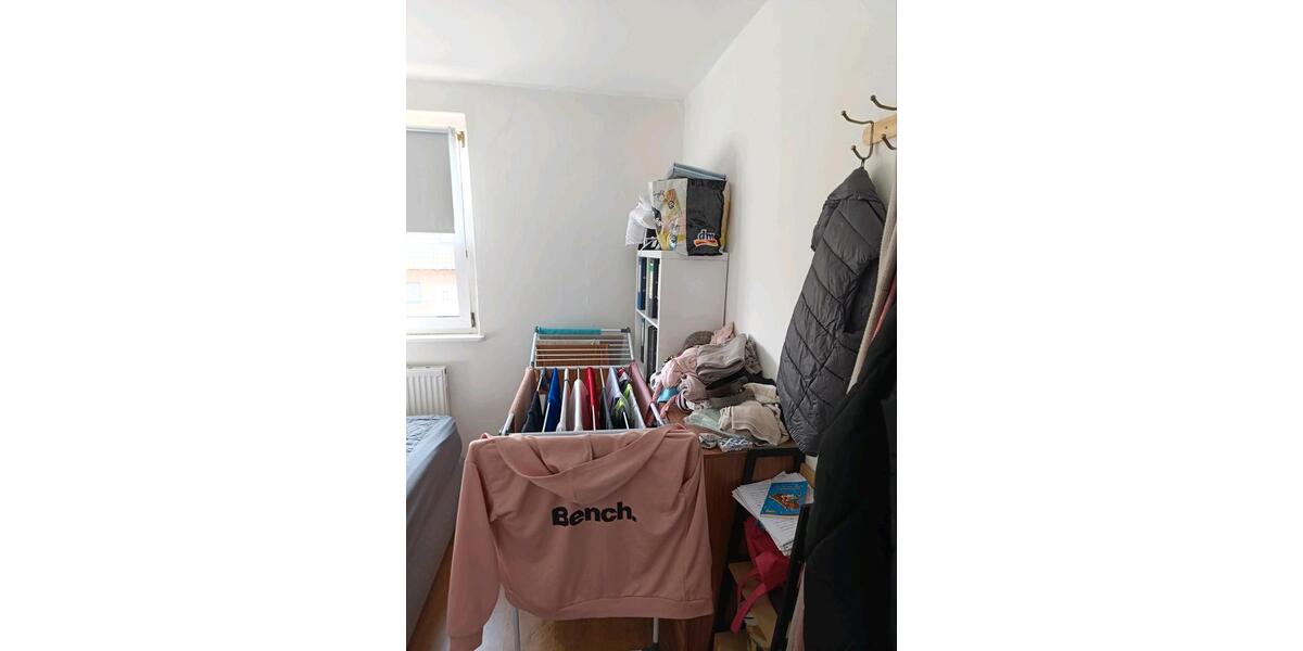 Etagenwohnung Vordorf - 4.5 Zimmer, 90 m&sup2;, 900&euro; | Angebot:26338153
