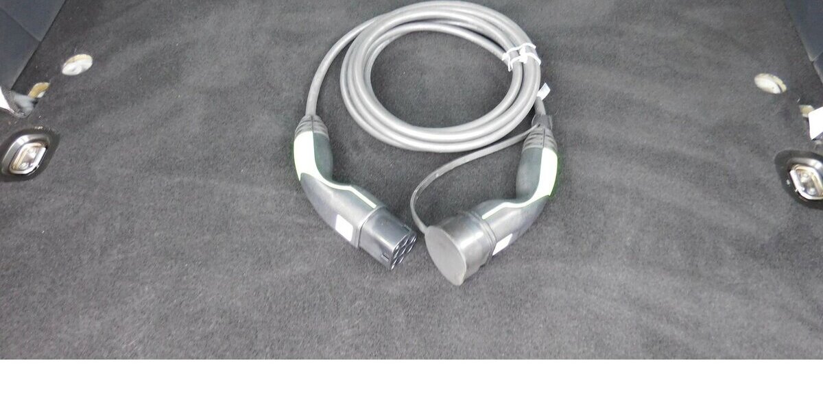 VW Caddy Maxi Abt-e Elektrik DSG 5 Sitze Navi 18.800 km 15.990 € Vordorf 38533