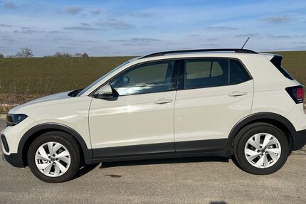 VW T-Cross 13.500 km 21.900 &euro; Wolfsburg 38442