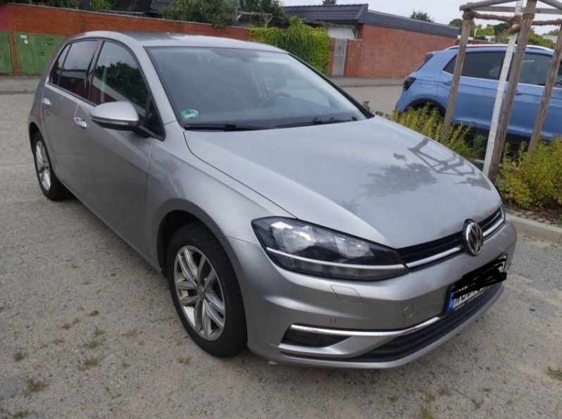 VW Golf 31.000 km 13.800 &euro; wolfsburg 38444